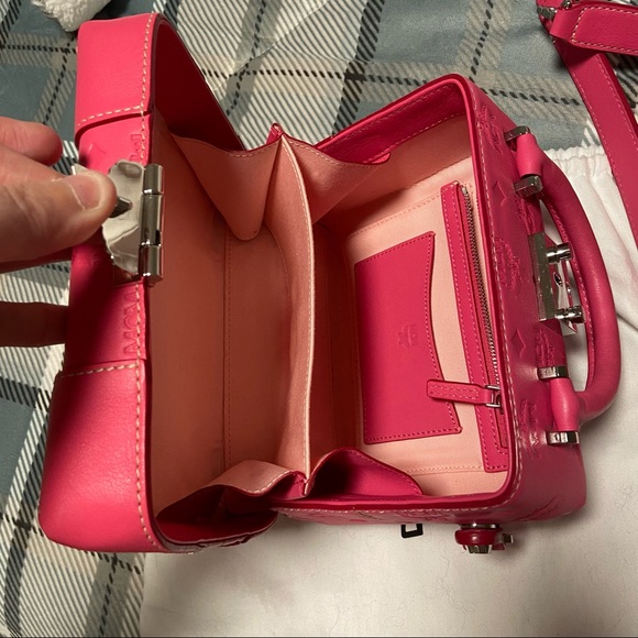 MCM logo embossed crossbody bag - Picture 2 of 16